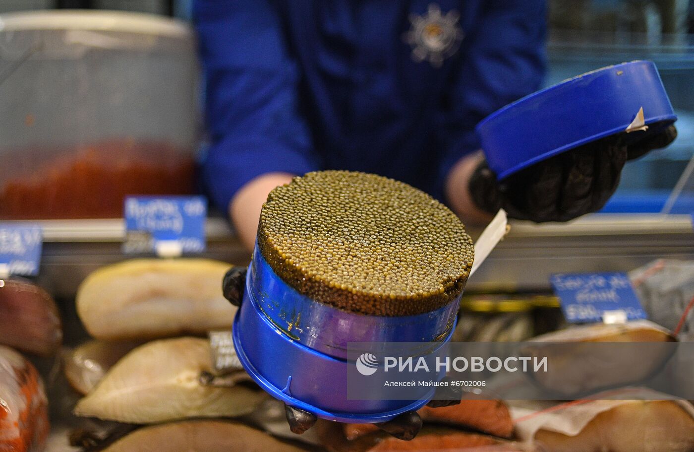 Продажа икры и рыбы в Москве