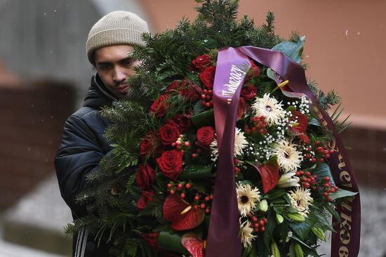 Прощание с Валерием Гаркалиным