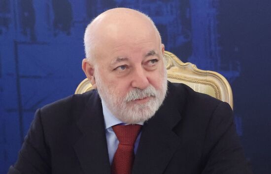 Форум "Международная повестка российского бизнеса: вызовы, риски, стратегия взаимодействия с государством" 