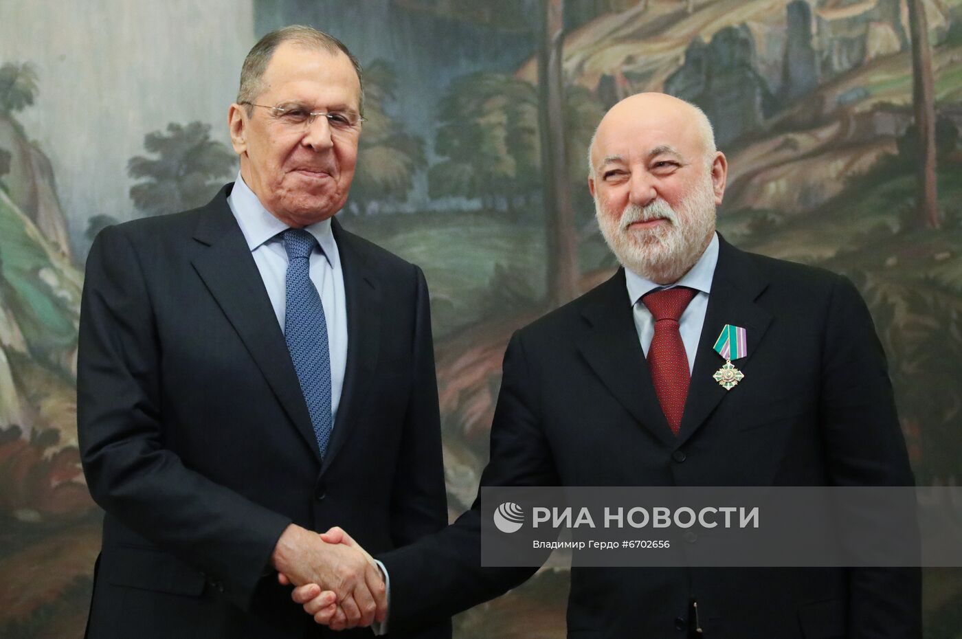 Форум "Международная повестка российского бизнеса: вызовы, риски, стратегия взаимодействия с государством"