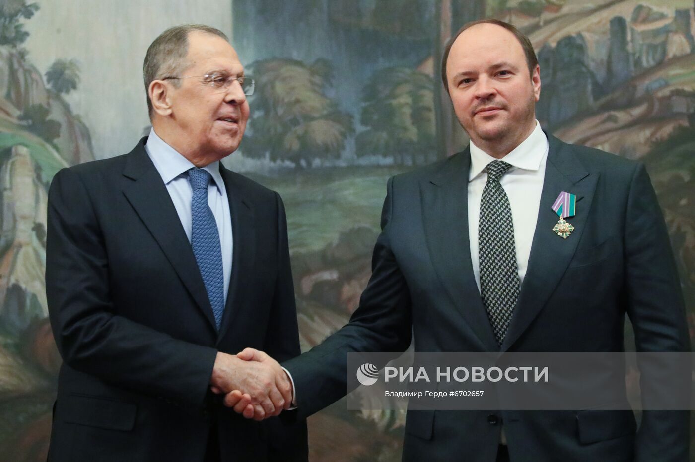 Форум "Международная повестка российского бизнеса: вызовы, риски, стратегия взаимодействия с государством"