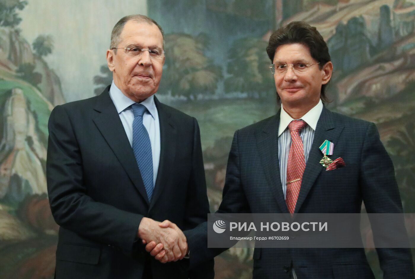 Форум "Международная повестка российского бизнеса: вызовы, риски, стратегия взаимодействия с государством"