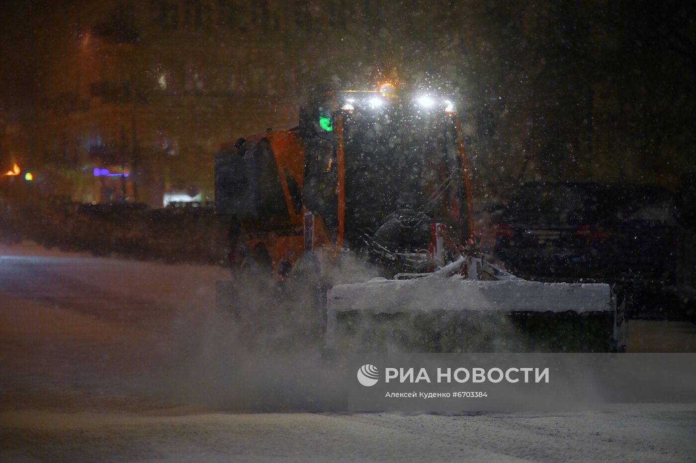 Снег в Москве