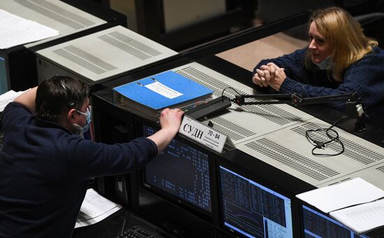 Пуск РН "Союз-2.1б" с транспортным грузовым кораблём-модулем "Прогресс М-УМ"