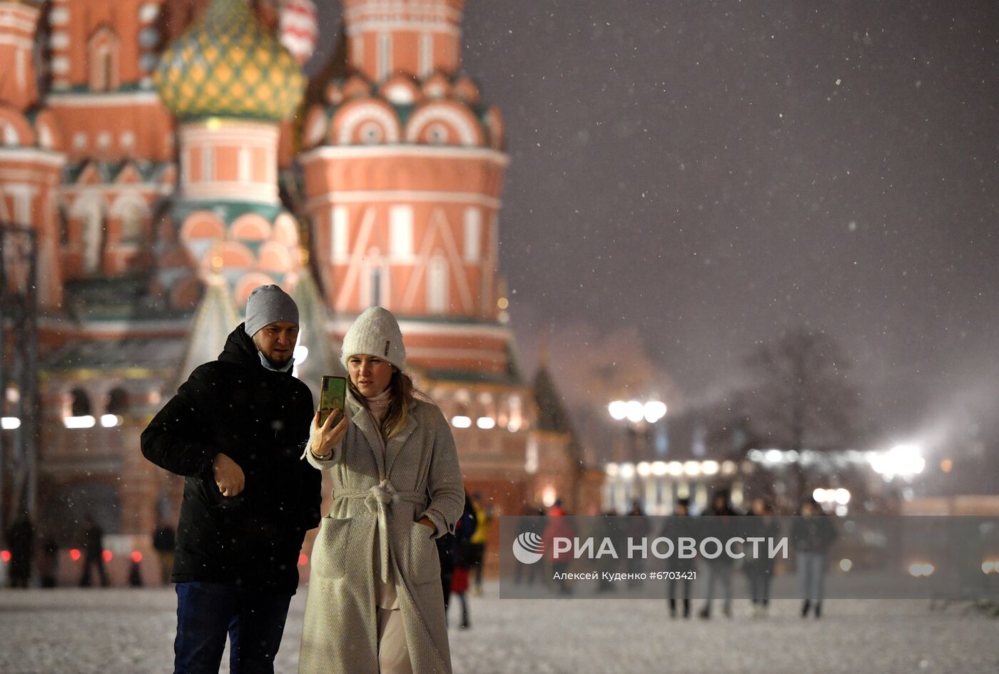 Снег в Москве