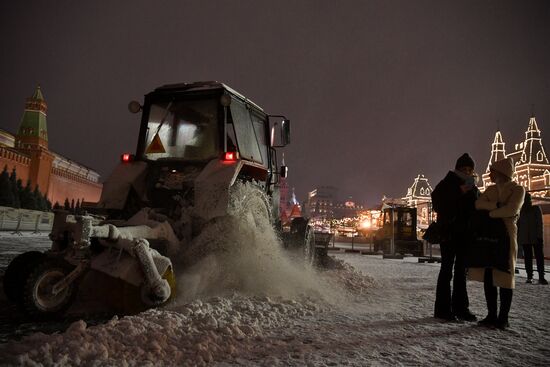 Снег в Москве