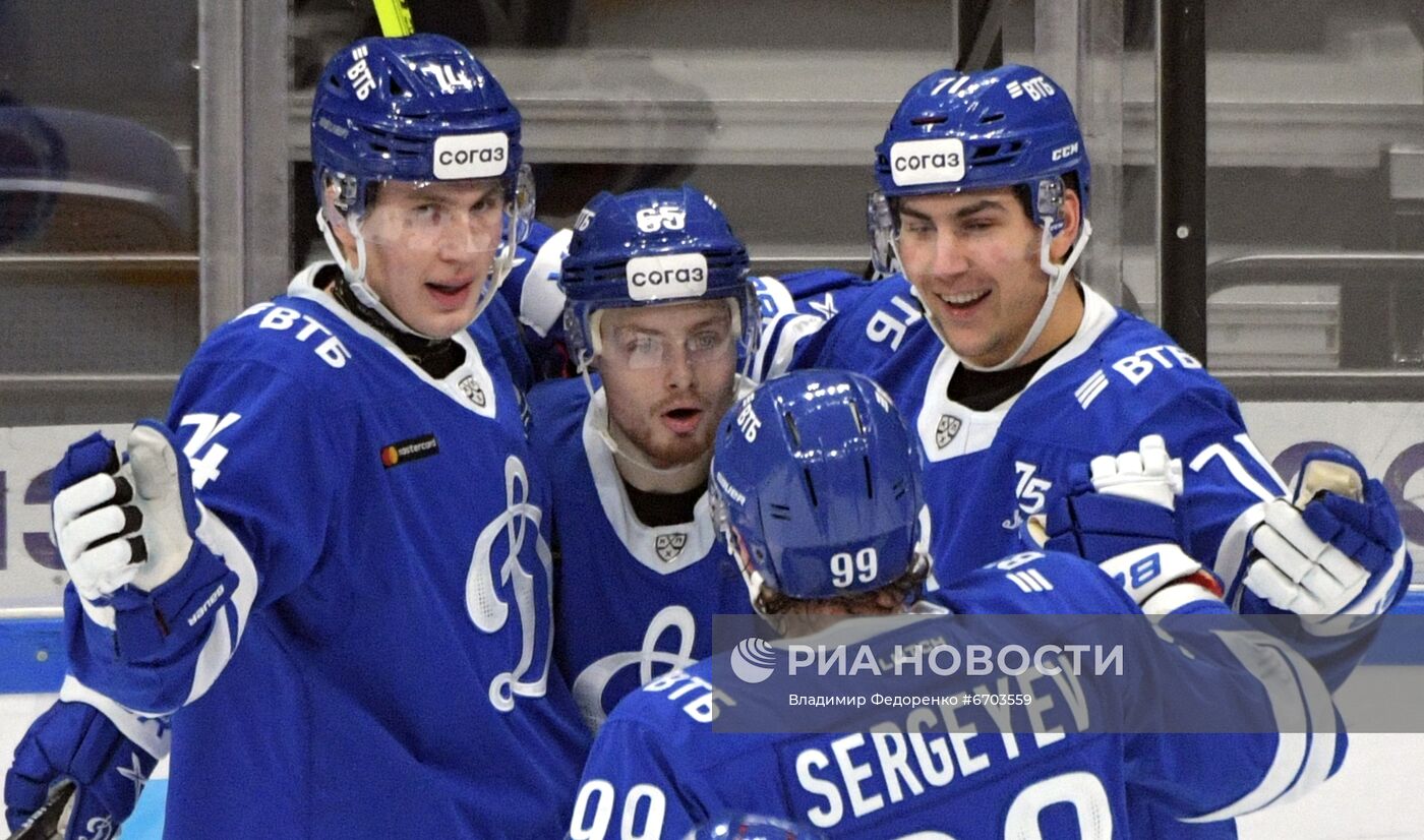 Хоккей. КХЛ. Матч "Динамо" (Москва) - "Трактор"