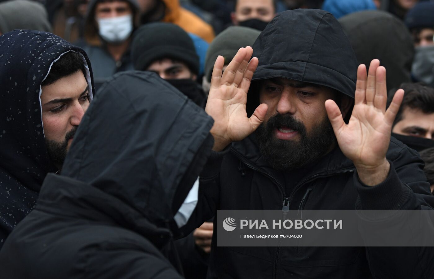 Беженцы на границе Белоруссии с Польшей