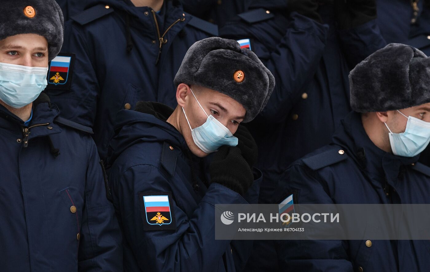 Отправка призывников на службу в Новосибирске