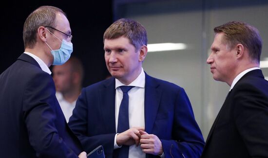 Премьер-министр РФ М. Мишустин провел совещание по вопросам развития системы здравоохранения