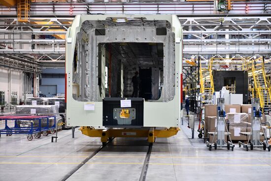 Визит делегации Пакистана на завод "Уральские локомотивы"