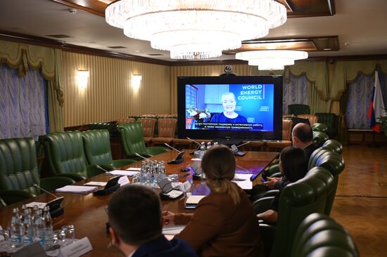 Вице-премьер правительства РФ А. Новак провел ряд совещаний