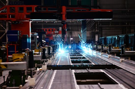 Визит делегации Пакистана на завод "Уральские локомотивы"