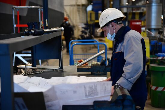 Визит делегации Пакистана на завод "Уральские локомотивы"