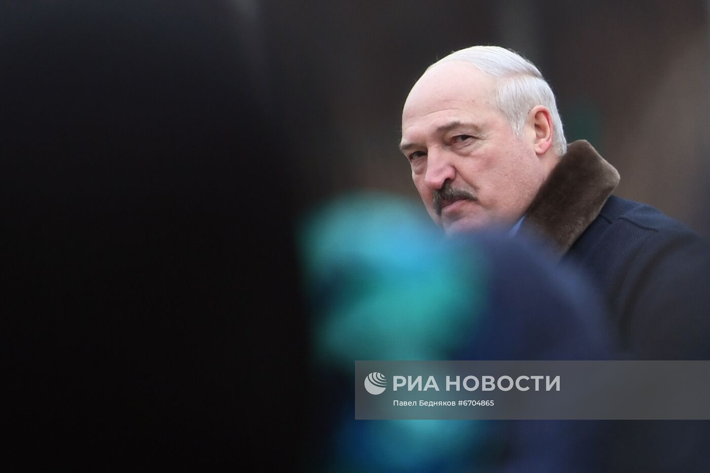 Президент Белоруссии А. Лукашенко посетил лагерь мигрантов на границе