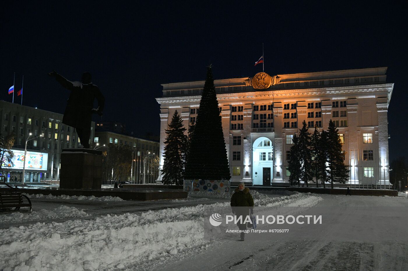 Траур по погибшим в шахте "Листвяжная" в Кемеровской области