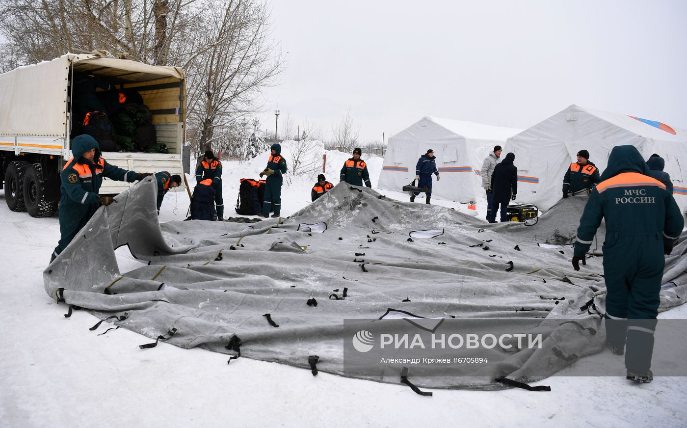 Обстановка у шахты "Листвяжная" в Кемеровской области
