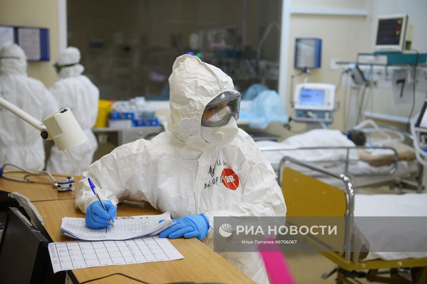 Лечение пациентов с COVID-19 в ЦКБ "РЖД-Медицина" в Москве