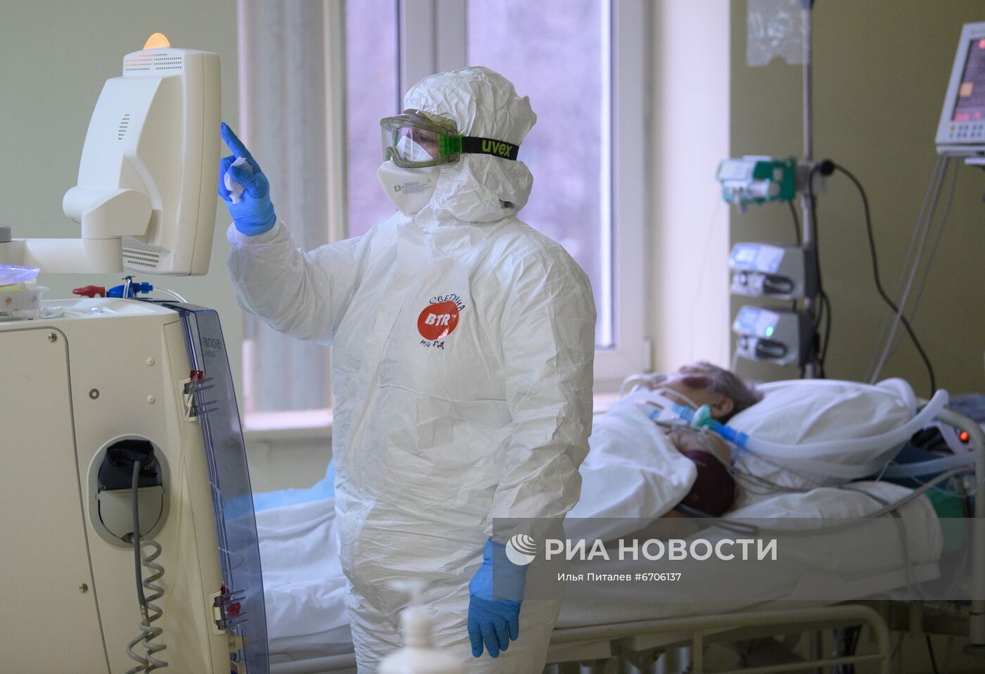 Лечение пациентов с COVID-19 в ЦКБ "РЖД-Медицина" в Москве