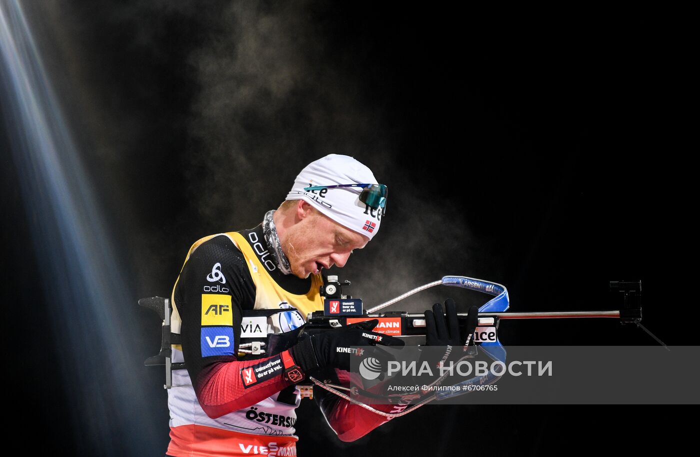 Биатлон. I этап Кубка мира. Мужчины. Индивидуальная гонка