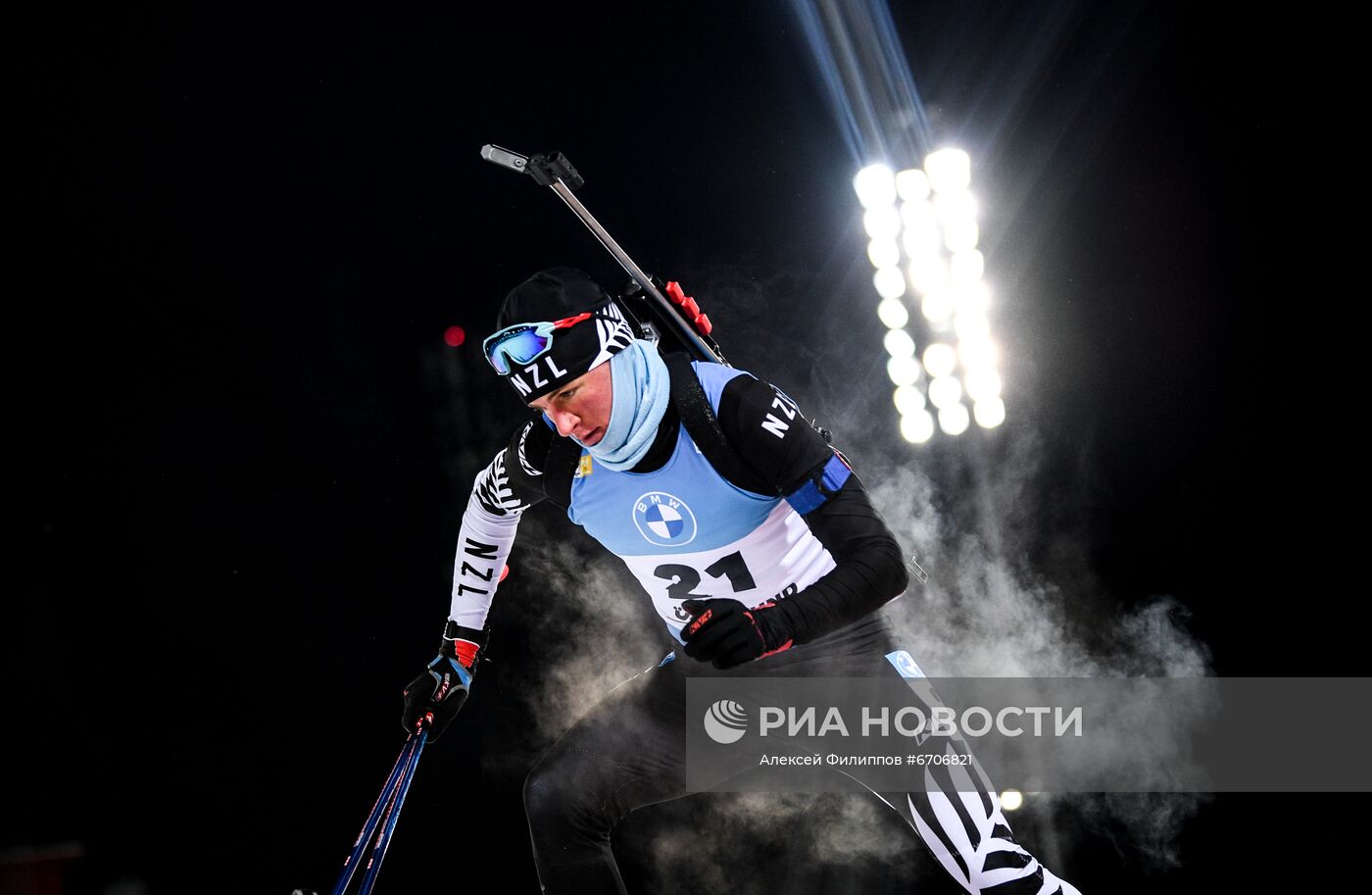 Биатлон. I этап Кубка мира. Мужчины. Индивидуальная гонка