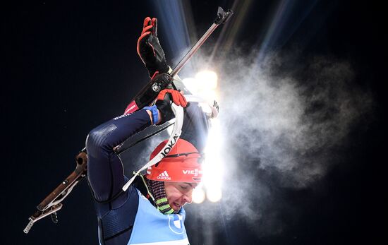 Биатлон. I этап Кубка мира. Мужчины. Индивидуальная гонка