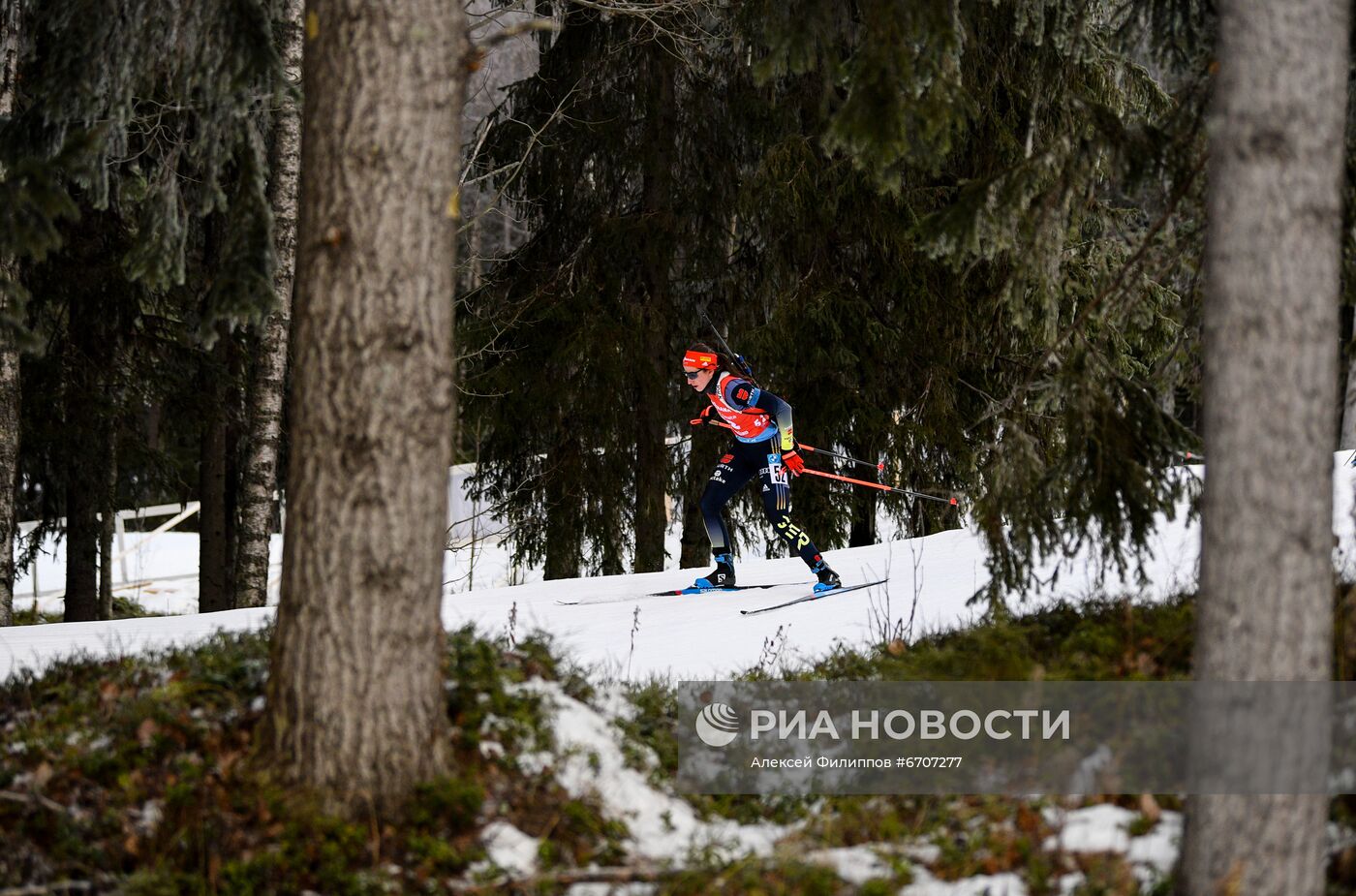 Биатлон. I этап Кубка мира. Женщины. Спринт