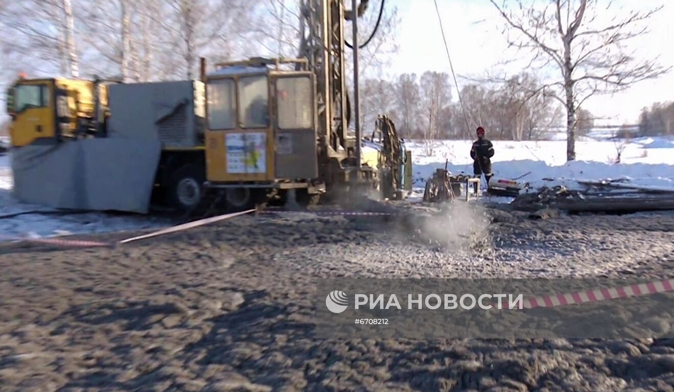 Бурение скважин в местах предполагаемого эпицентра взрыва на шахте "Листвяжная"