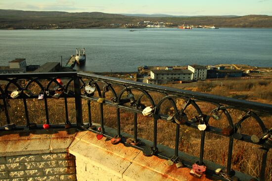 Вид на Кольский залив в Мурманске