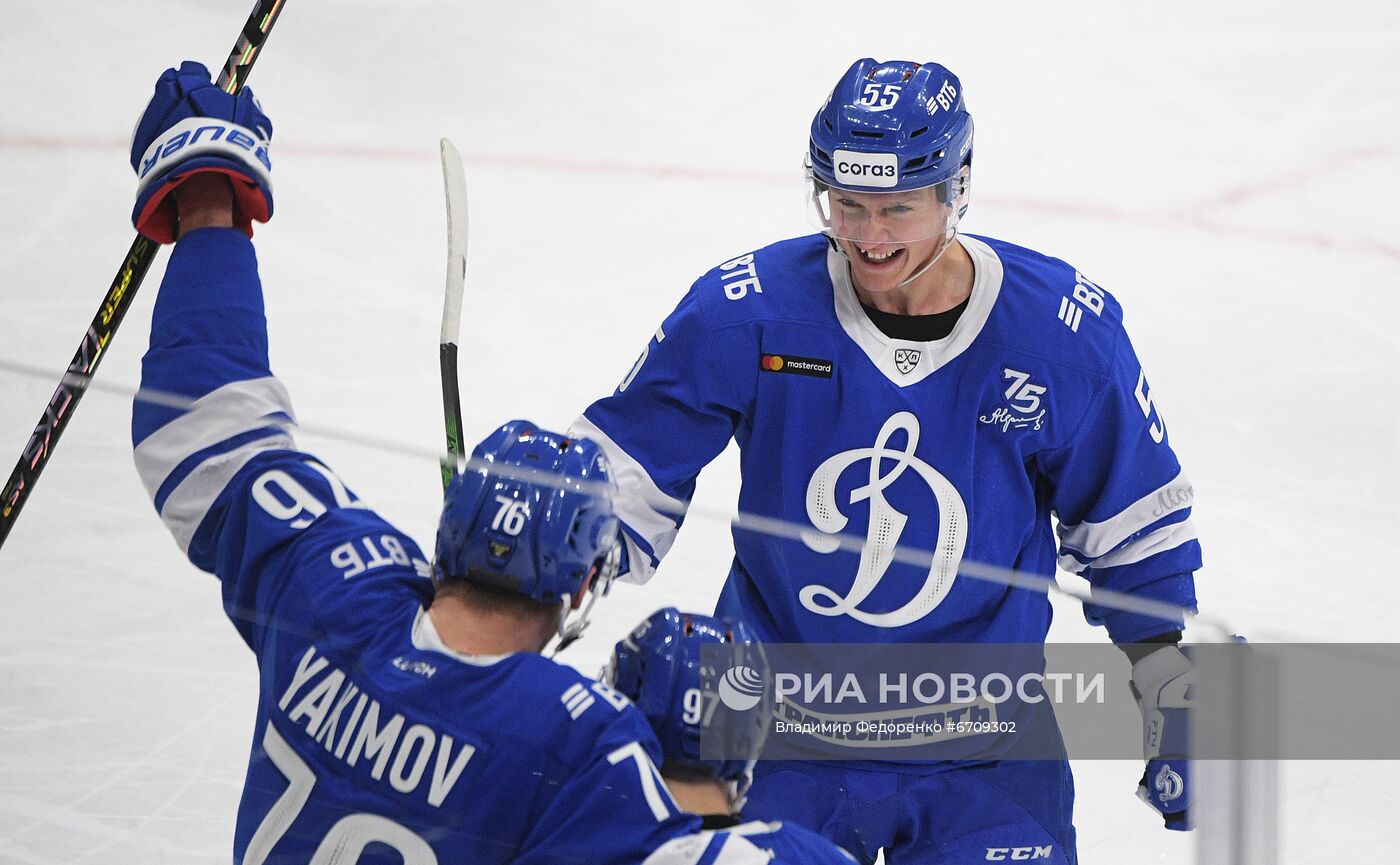 Хоккей. КХЛ. Матч "Динамо" (Москва) - "Ак Барс"