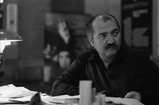 Главный режиссёр Театра имени Ш. Руставели Роберт Стуруа