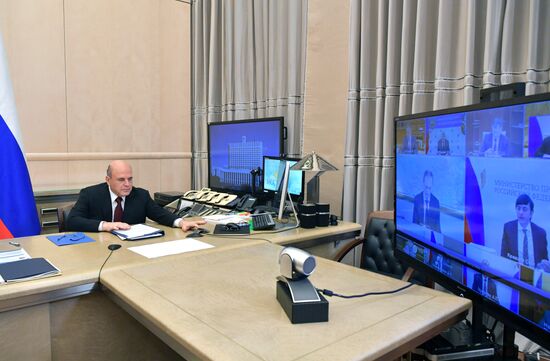 Председатель правительства РФ М. Мишустин провел заседание правительства РФ