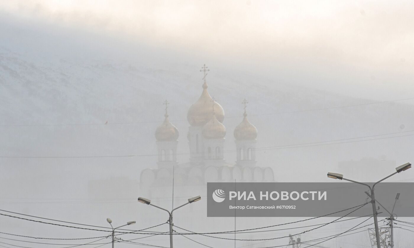 Снежный циклон в Магадане