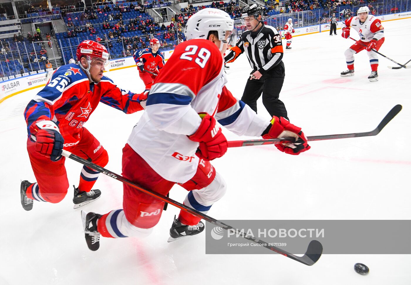 Хоккей. КХЛ. Матч ЦСКА - "Локомотив"