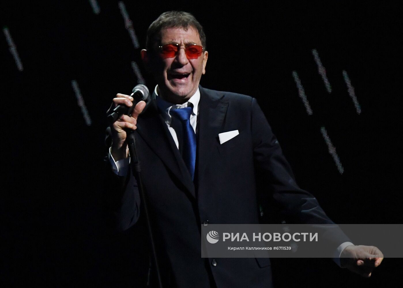 Певец Григорий Лепс выступает во время церемонии вручения Российской национальной музыкальной премии "Виктория - 2021" в Государственном Кремлевском дворце в Москве. Место: Россия, Москва. Автор: Кирилл Каллиников/РИА Новости. Российская Национальная музыкальная премия "Виктория"