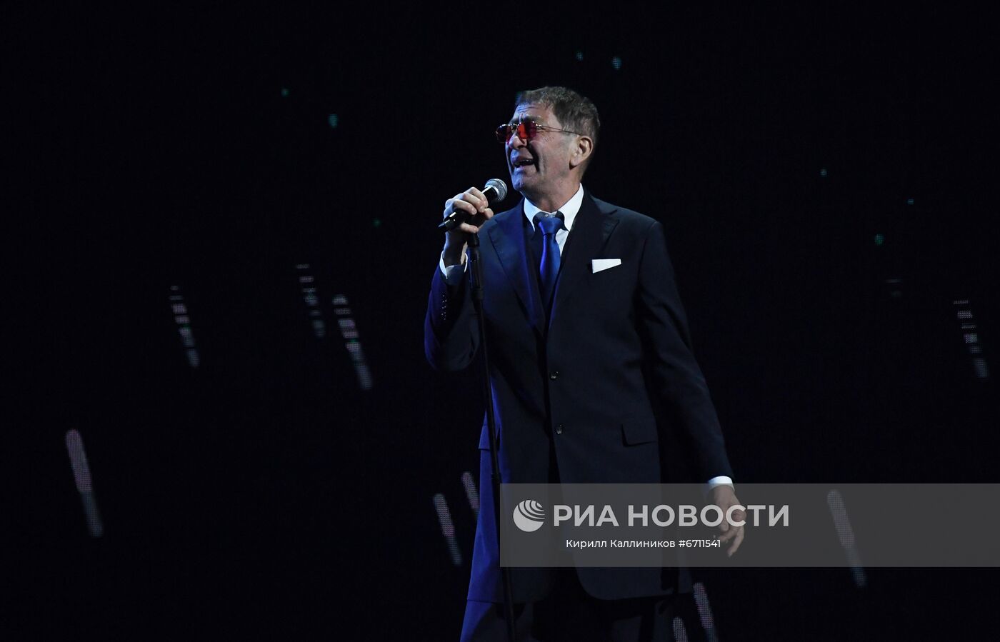 Певец Григорий Лепс выступает во время церемонии вручения Российской национальной музыкальной премии "Виктория - 2021" в Государственном Кремлевском дворце в Москве. Место: Россия, Москва. Автор: Кирилл Каллиников/РИА Новости. Российская Национальная музыкальная премия "Виктория"
