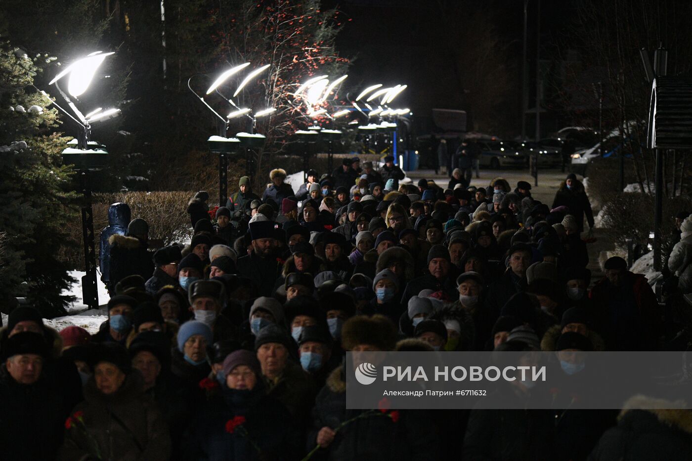 Митинг в память о погибших шахтерах в Кемерово