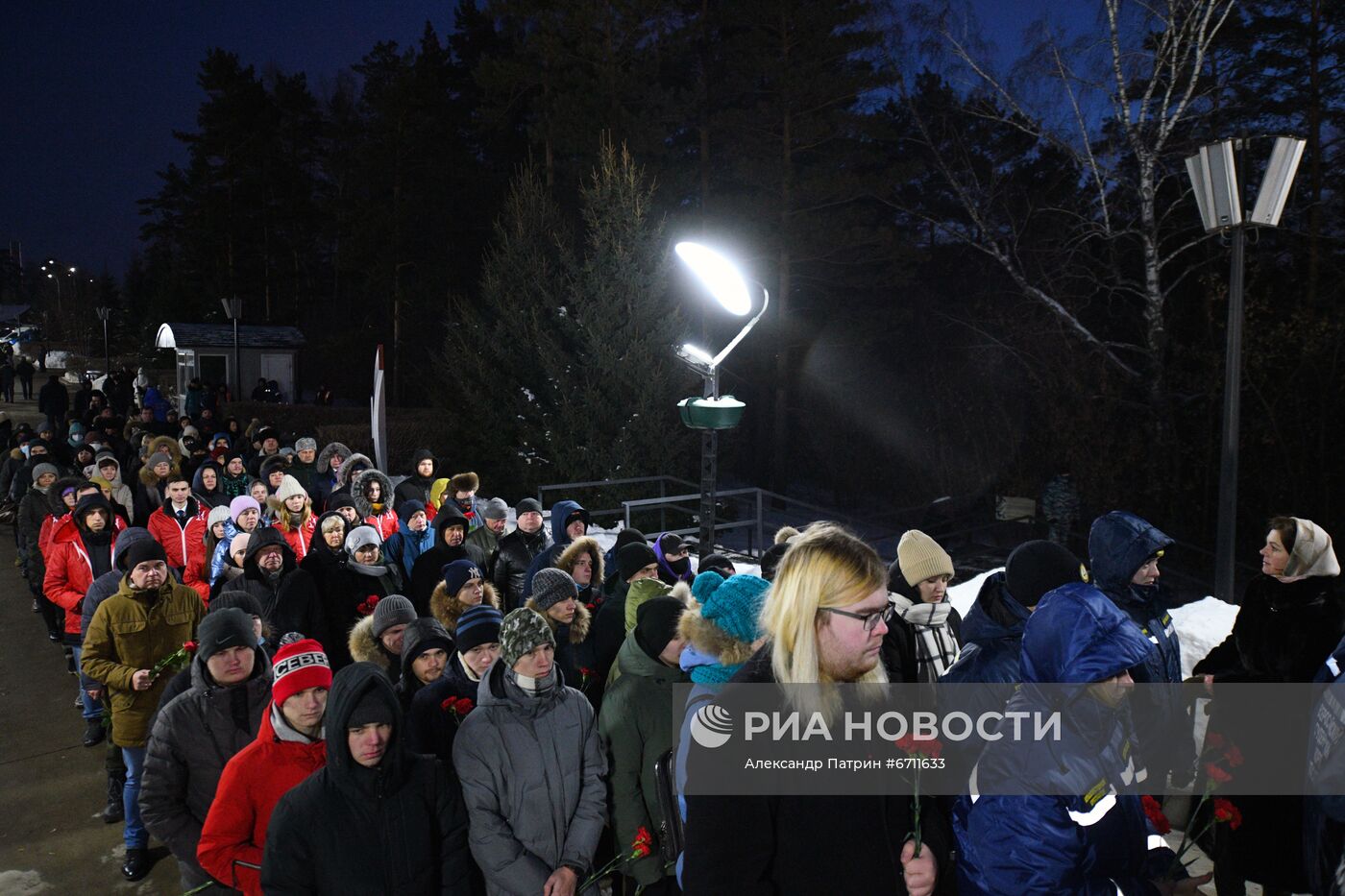 Митинг в память о погибших шахтерах в Кемерово