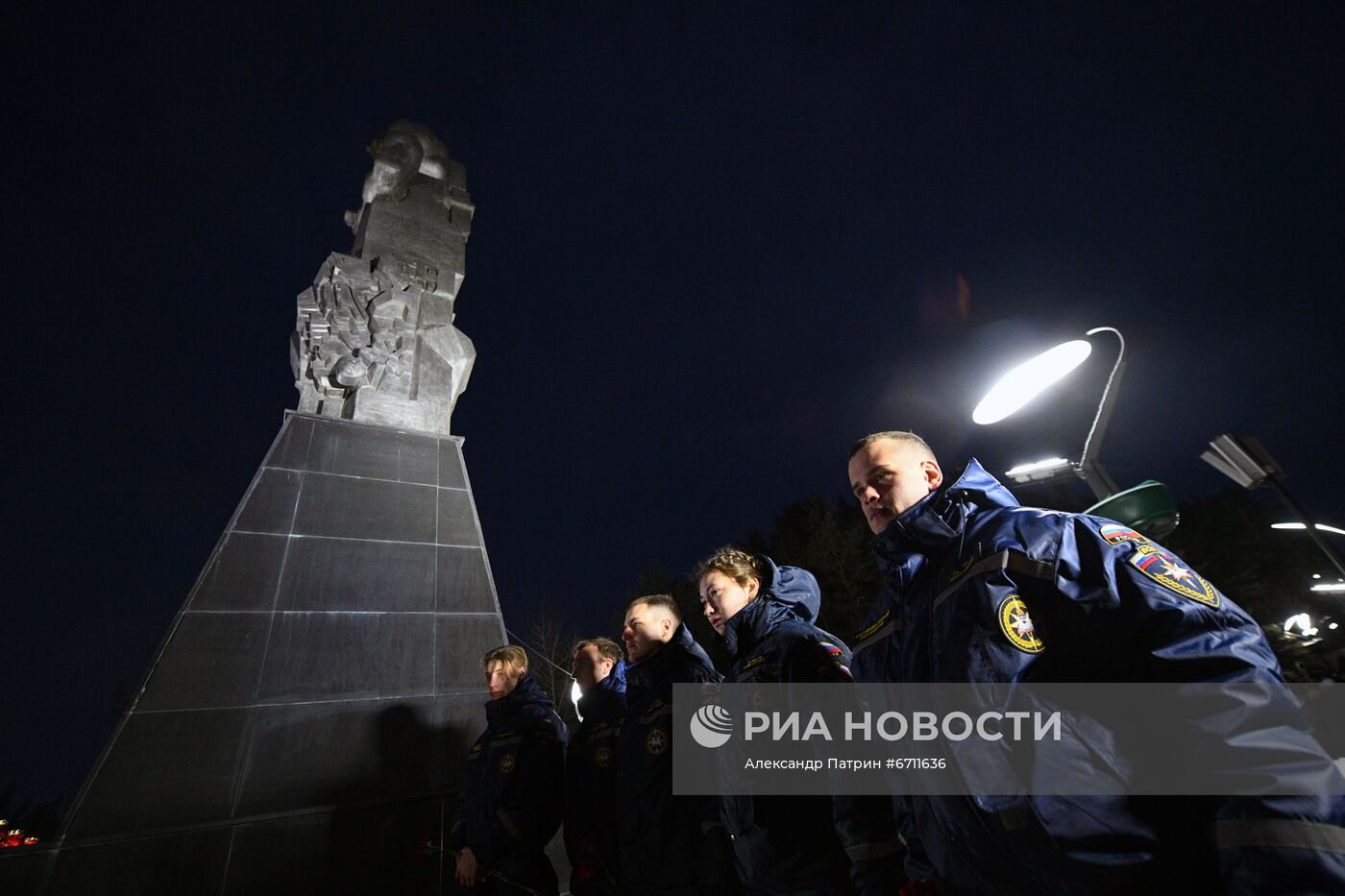 Митинг в память о погибших шахтерах в Кемерово