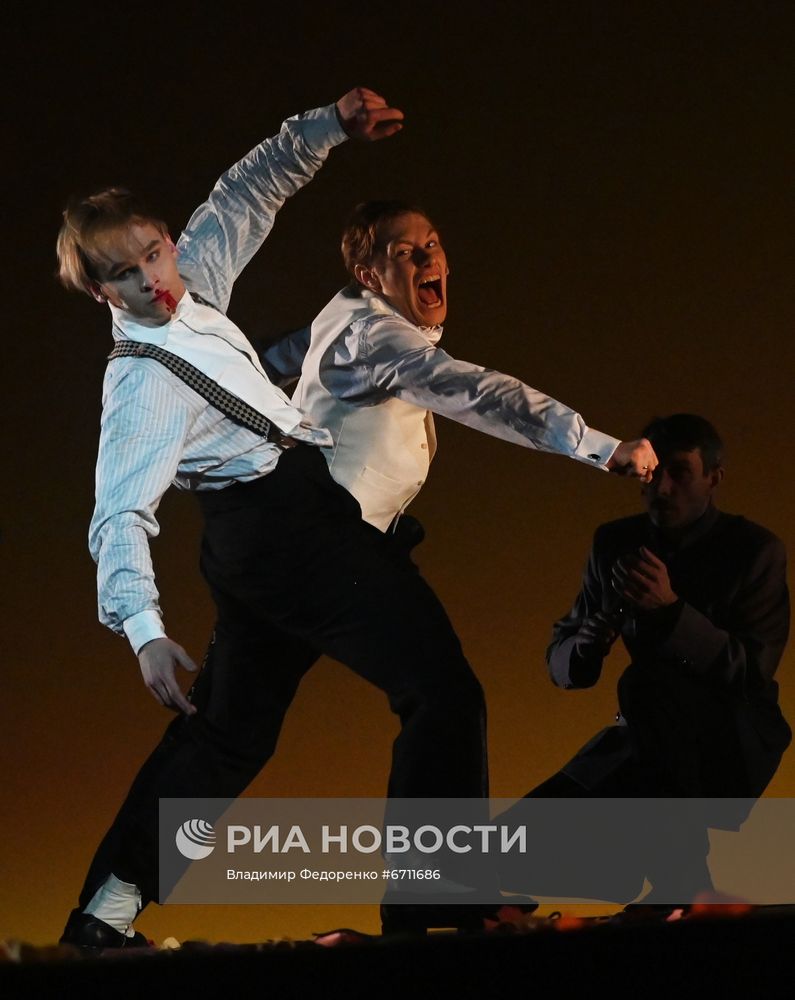 Генеральный прогон спектакля "Женщины Есенина" в МХАТ им. Горького