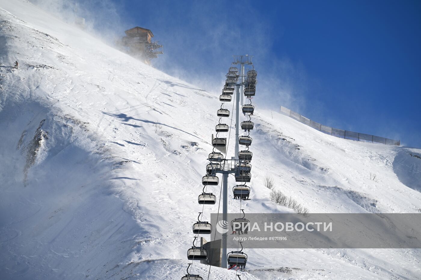 Старт горнолыжного сезона на курорте "Красная Поляна"