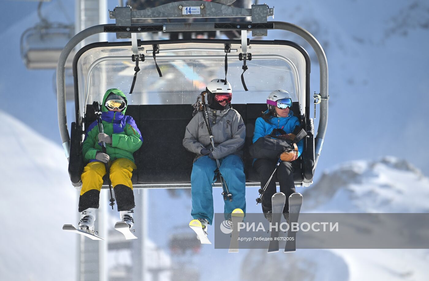 Старт горнолыжного сезона на курорте "Красная Поляна"