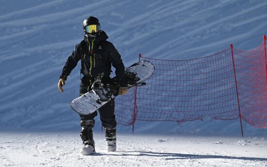 Старт горнолыжного сезона на курорте "Красная Поляна" 