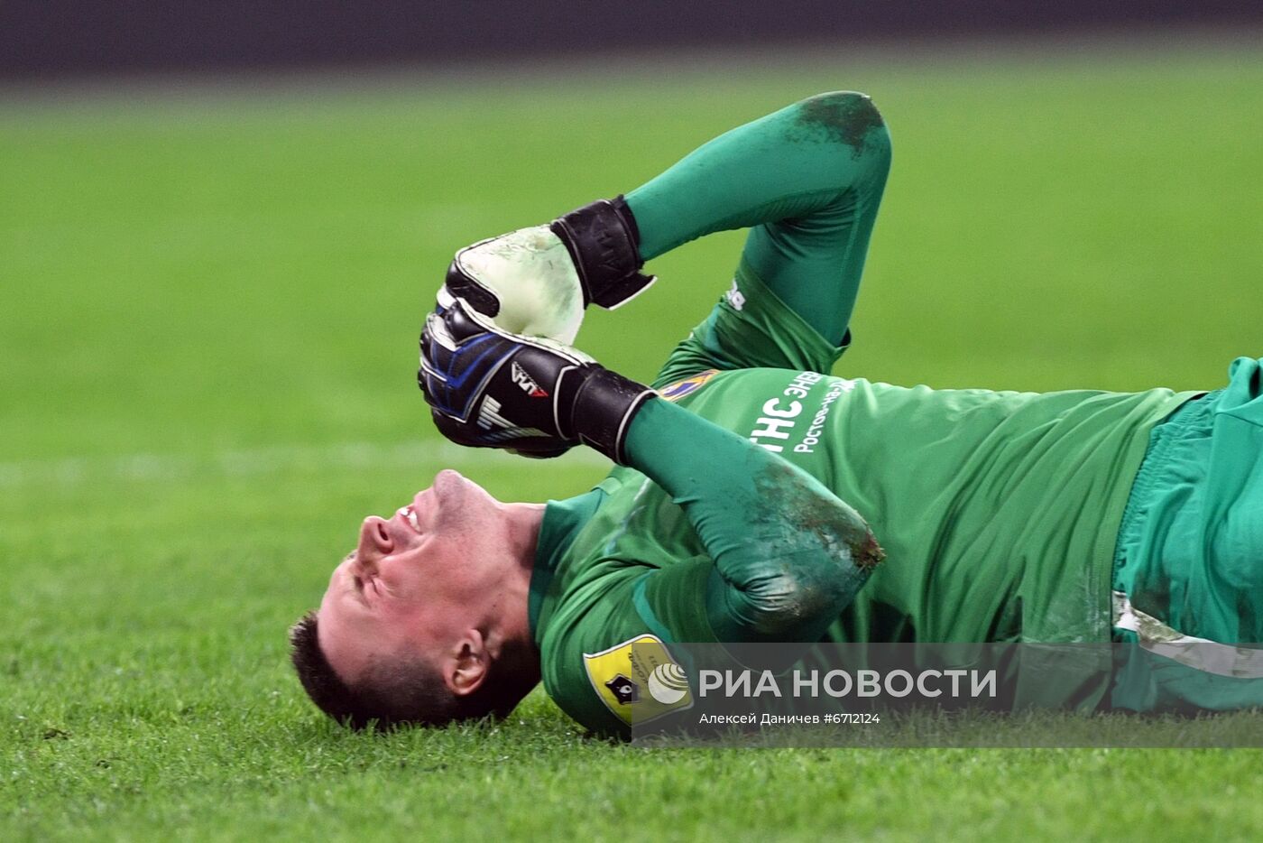 Футбол. РПЛ. Матч "Зенит" - "Ростов"