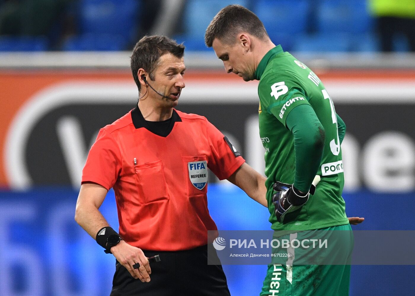 Футбол. РПЛ. Матч "Зенит" - "Ростов"