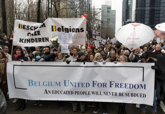 Акция против "антиковидных" мер в Брюсселе