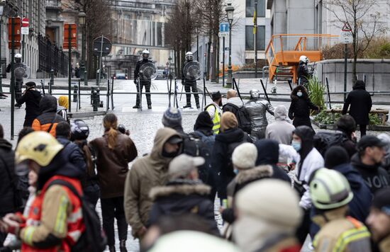 Акция против "антиковидных" мер в Брюсселе