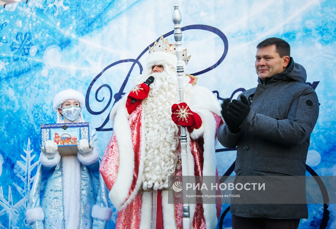 Сказочный поезд Деда Мороза в Вологде