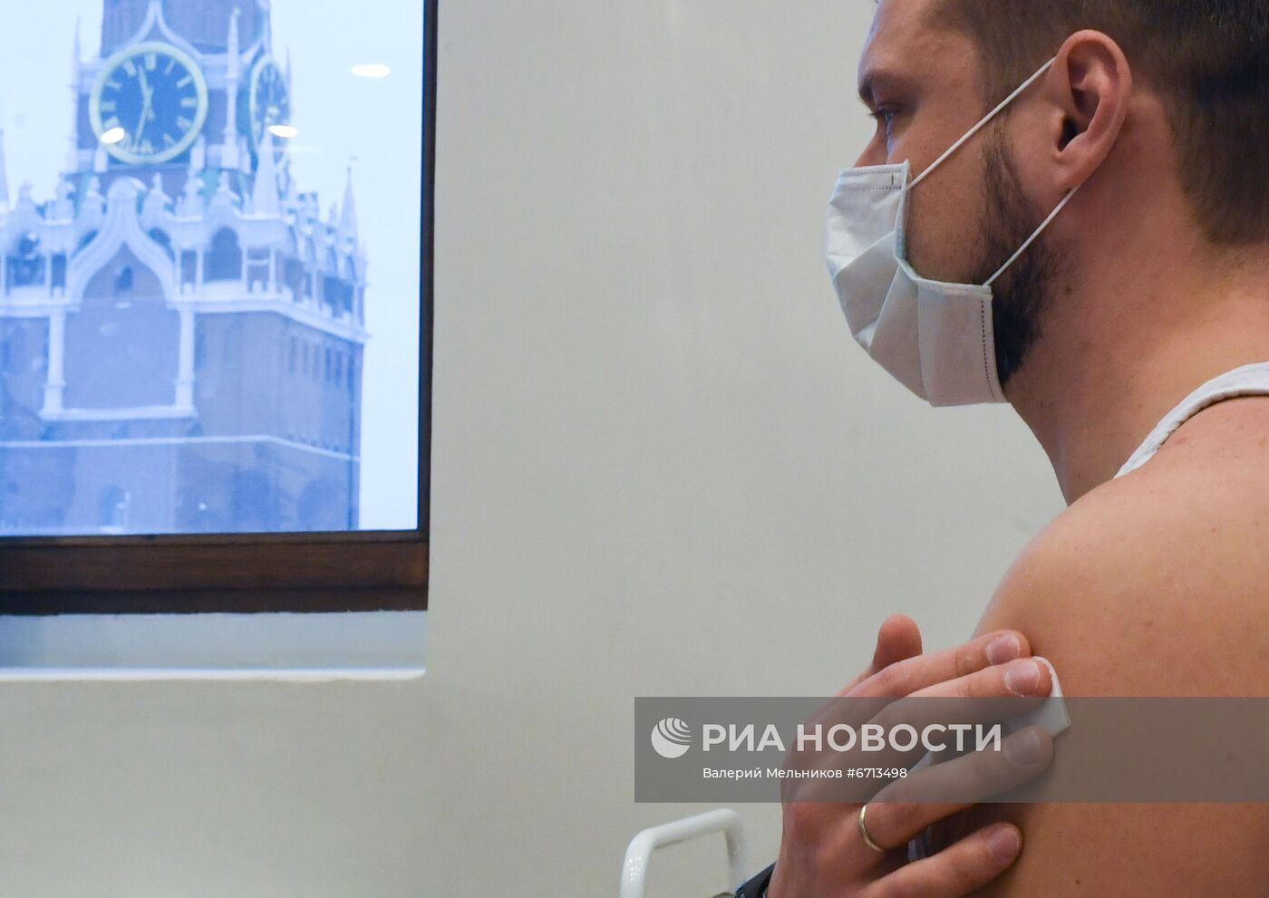 Вакцинация от COVID-19 в Москве