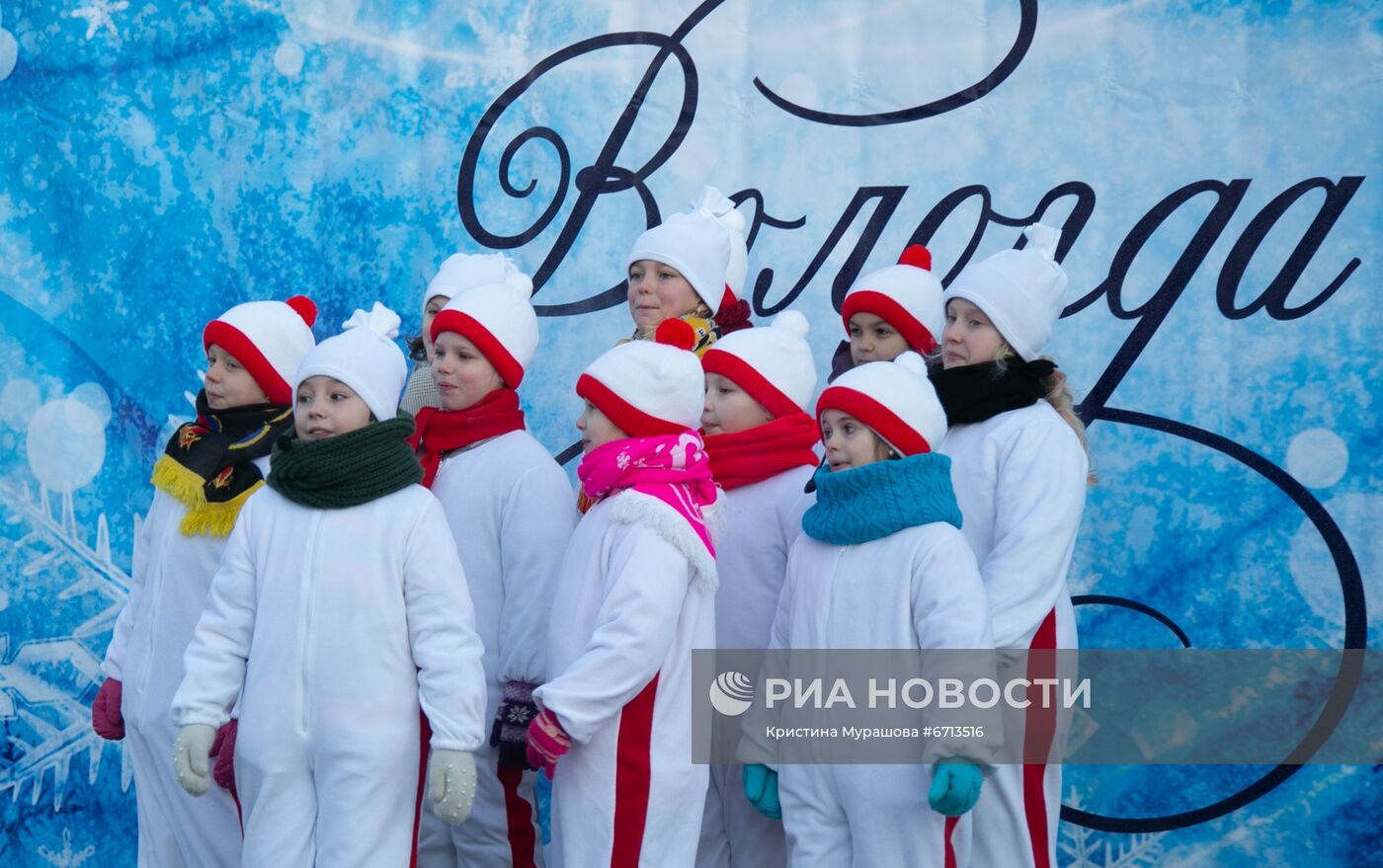 Сказочный поезд Деда Мороза в Вологде